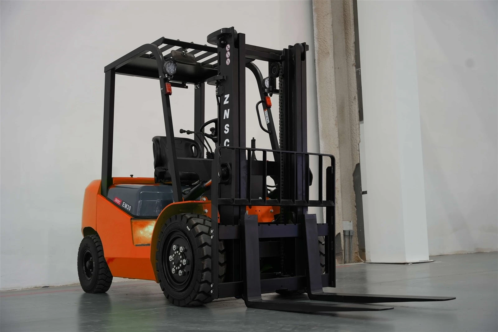 product-7008-4672